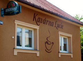 Отель Kavárna Lucie s ubytováním  Терлицко